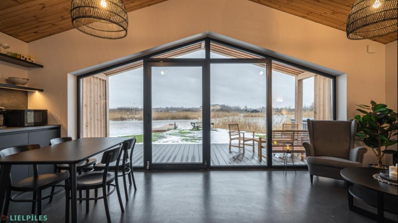 Lielpiles Villa Radzinciems Exteriör bild