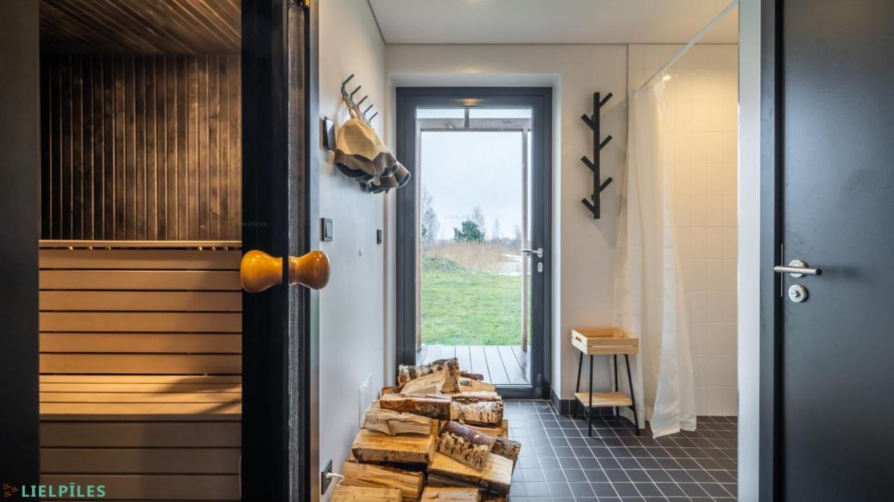 Lielpiles Villa Radzinciems Exteriör bild